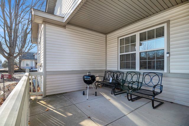 12127 White Tail Lane, Huntley, IL 60142