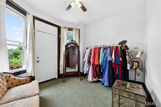 5186 Vernon Avenue, St Louis, MO 63113