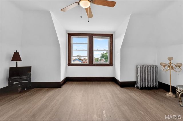 5186 Vernon Avenue, St Louis, MO 63113