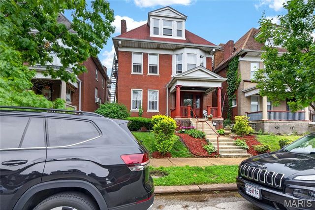 5186 Vernon Avenue, St Louis, MO 63113