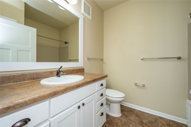 1370 SW Magazine Road 309, Ankeny, IA 50023