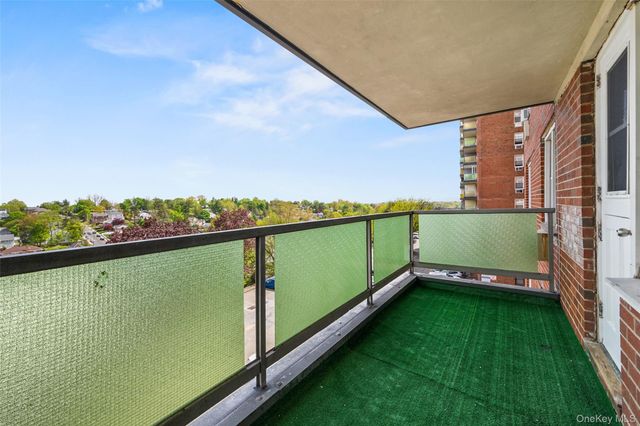 1853 Central Park Avenue 5J, Yonkers, NY 10710