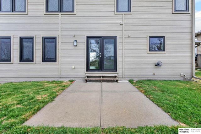 8524 Kilpatrick Parkway, Bennington, NE 68007