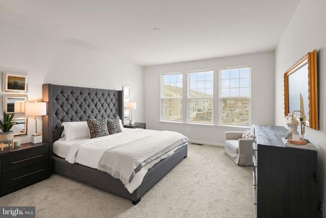 19298 FORKED CREEK TER, Leesburg, VA 20175