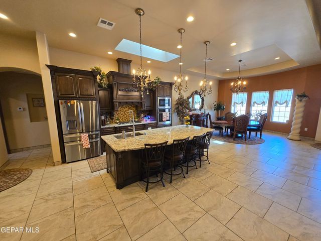 3370 Opitz Road, Anthony, NM 88021