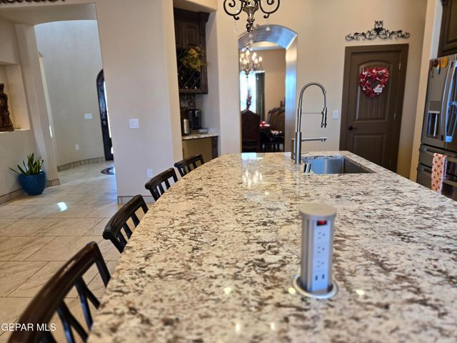 3370 Opitz Road, Anthony, NM 88021