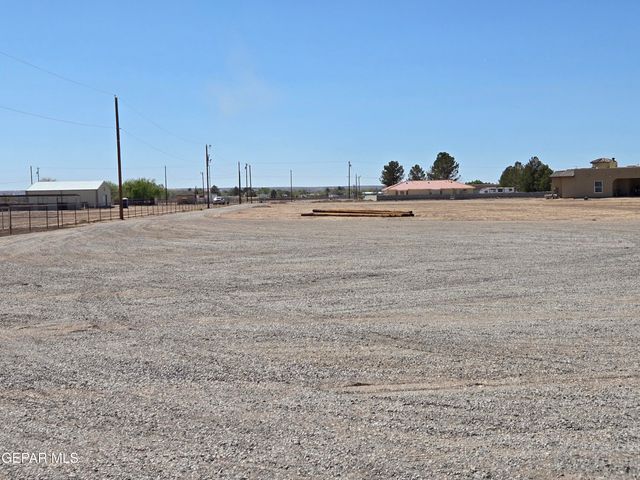 3370 Opitz Road, Anthony, NM 88021