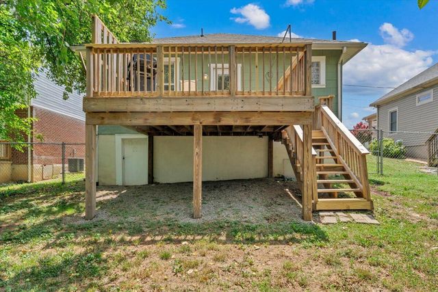 1122 Murray AVE SE, Roanoke, VA 24013