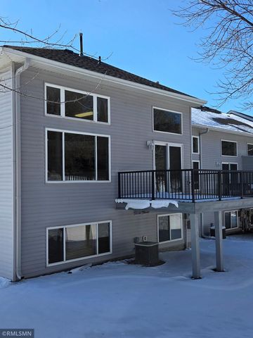 3420 Spring Glen Circle NW, Prior Lake, MN 55372