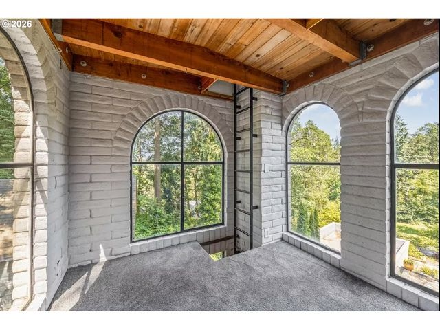 1820 E 28TH Ave, Eugene, OR 97403