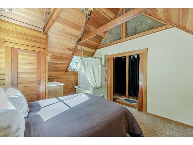 1820 E 28TH Ave, Eugene, OR 97403