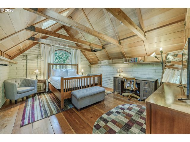 1820 E 28TH Ave, Eugene, OR 97403