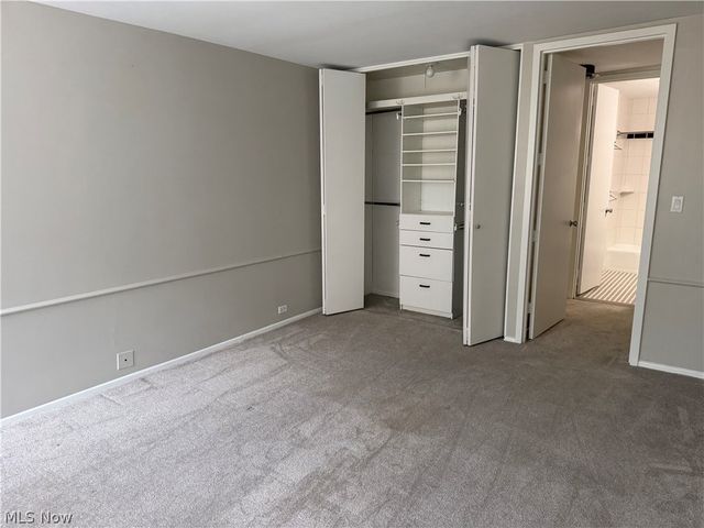 12700 Lake Avenue, Lakewood, OH 44107