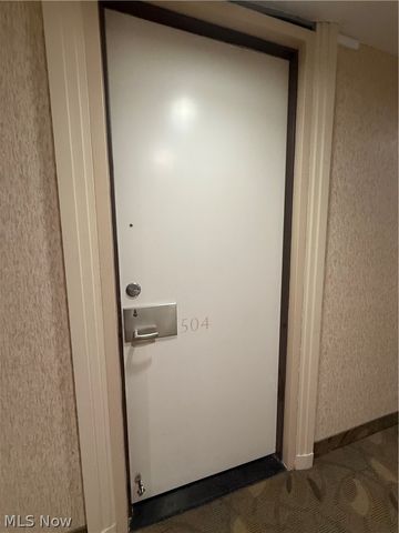 12700 Lake Avenue, Lakewood, OH 44107