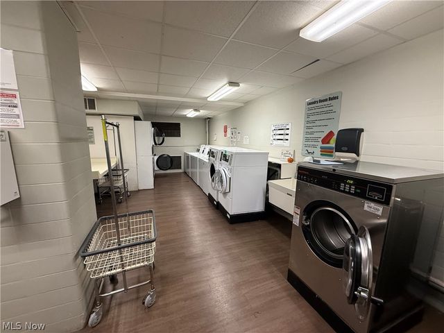 12700 Lake Avenue, Lakewood, OH 44107