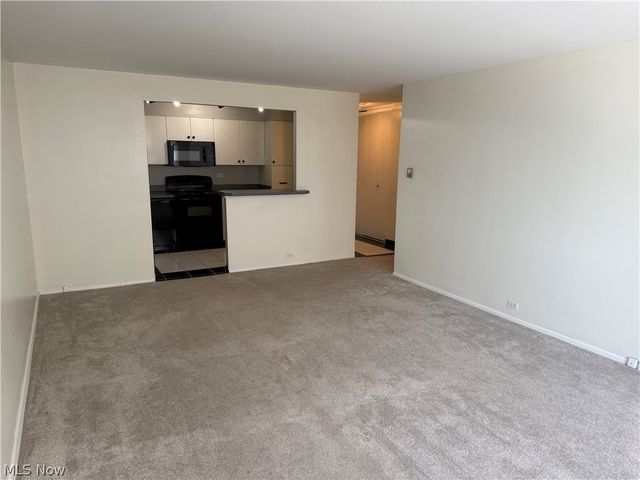 12700 Lake Avenue, Lakewood, OH 44107