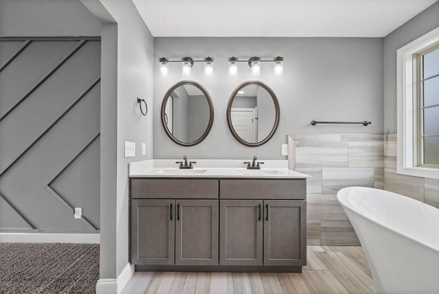 1395 Holden Drive, Clarksville, TN 37042