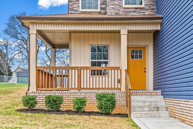 1395 Holden Drive, Clarksville, TN 37042