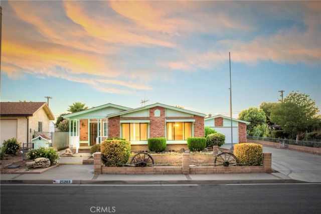 25203 W Posey Drive, Hemet, CA 92544