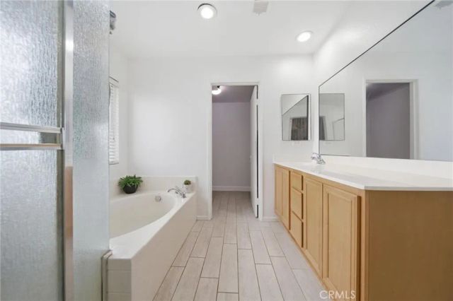 3824 Akina, Perris, CA 92571