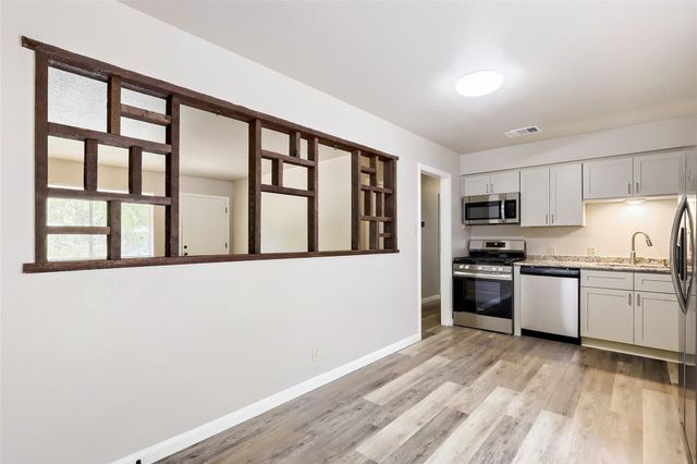 8518 Brookfield DR, Austin, TX 78758