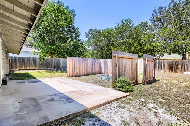 8518 Brookfield DR, Austin, TX 78758