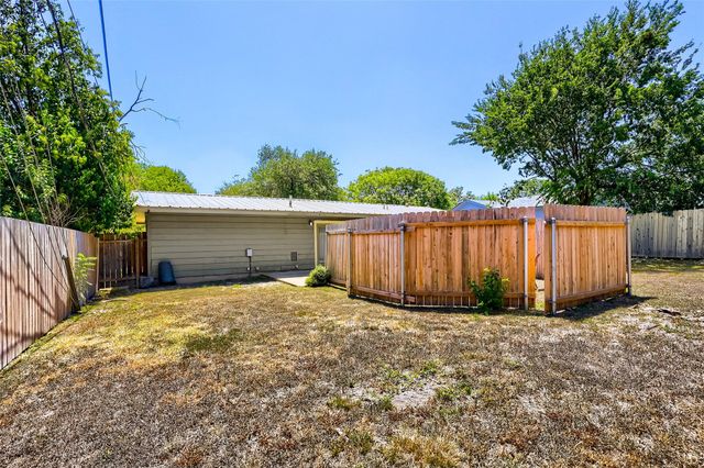 8518 Brookfield DR, Austin, TX 78758