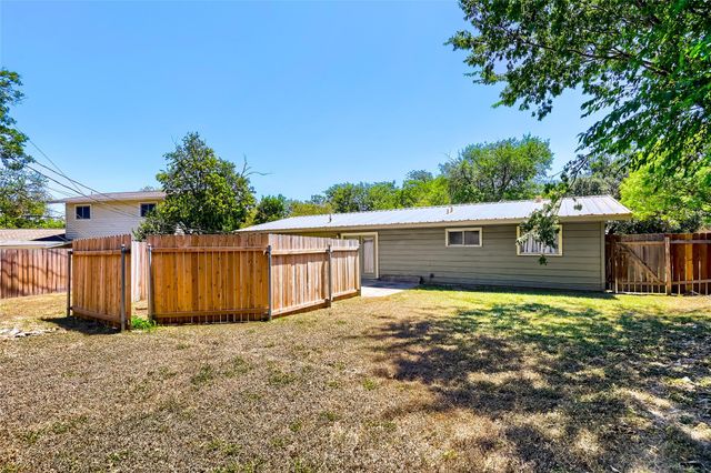 8518 Brookfield DR, Austin, TX 78758