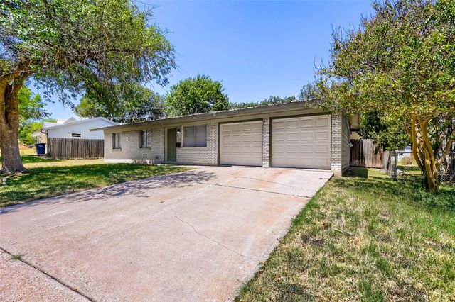 8518 Brookfield DR, Austin, TX 78758