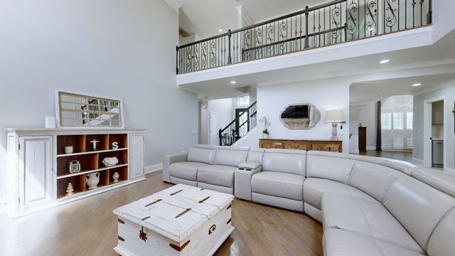 8109 Shady Pl, Brentwood, TN 37027