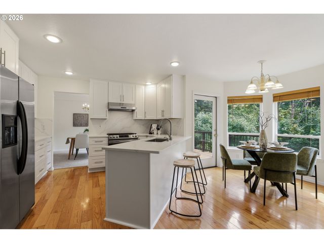 9592 Nw ARBORVIEW Dr, Portland, OR 97229