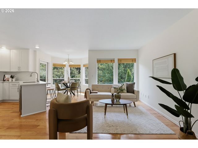 9592 Nw ARBORVIEW Dr, Portland, OR 97229