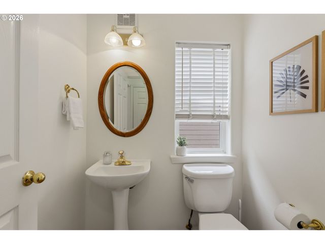 9592 Nw ARBORVIEW Dr, Portland, OR 97229