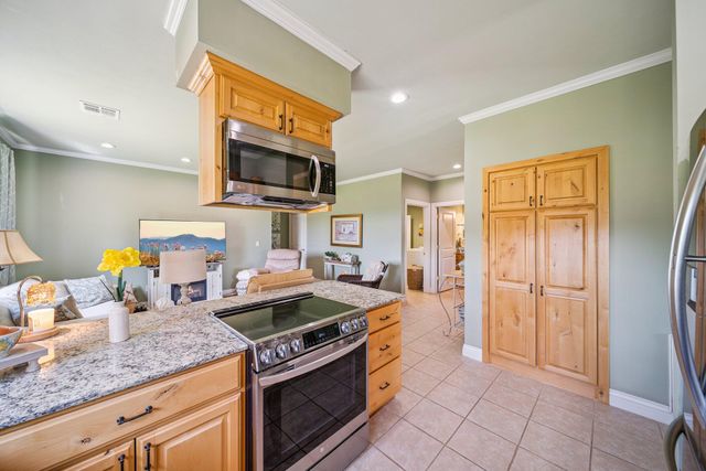 108 Saint Andrews Drive, Grove, OK 74344