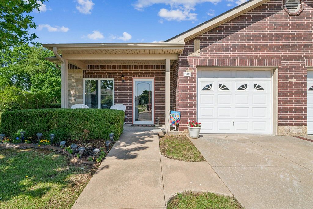 108 Saint Andrews Drive, Grove, OK 74344