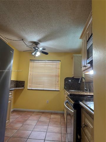 2653 SE 20th Court 105D, Homestead, FL 33035