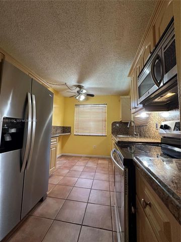 2653 SE 20th Court 105D, Homestead, FL 33035