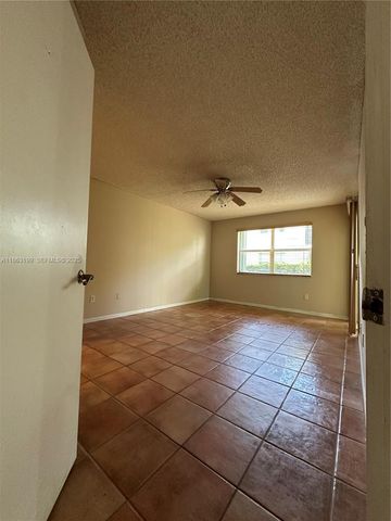 2653 SE 20th Court 105D, Homestead, FL 33035