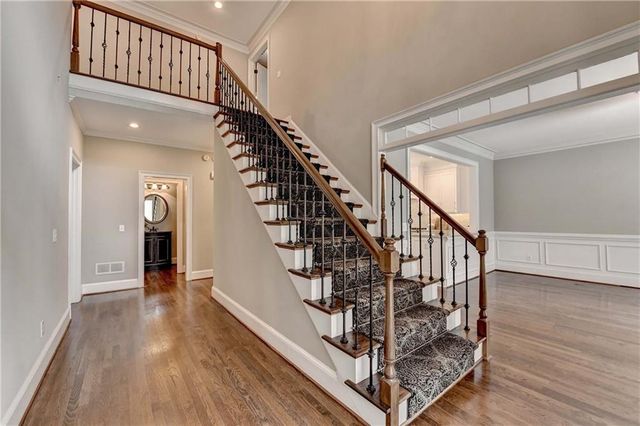 9195 Nesbit Lakes Drive, Alpharetta, GA 30022