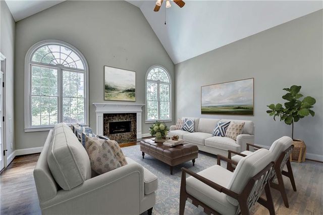 9195 Nesbit Lakes Drive, Alpharetta, GA 30022