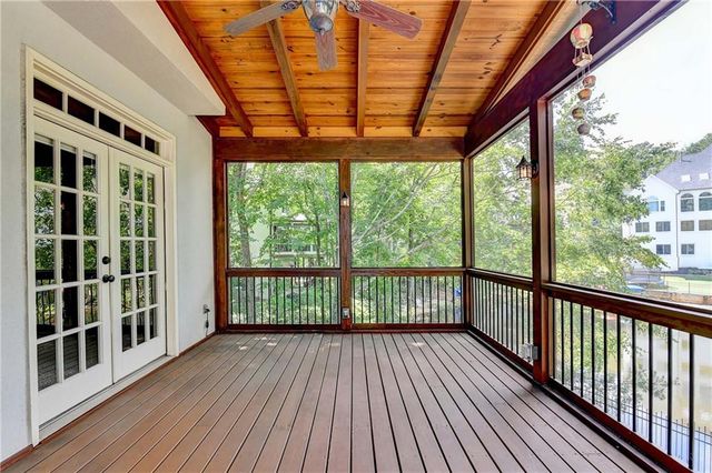 9195 Nesbit Lakes Drive, Alpharetta, GA 30022