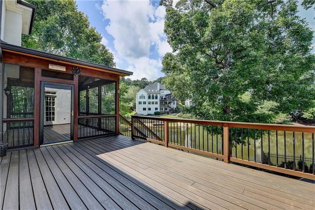9195 Nesbit Lakes Drive, Alpharetta, GA 30022