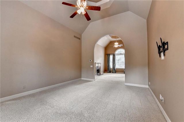 9195 Nesbit Lakes Drive, Alpharetta, GA 30022