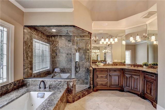 9195 Nesbit Lakes Drive, Alpharetta, GA 30022