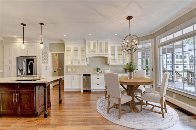 9195 Nesbit Lakes Drive, Alpharetta, GA 30022