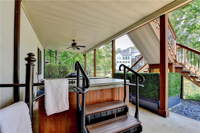 9195 Nesbit Lakes Drive, Alpharetta, GA 30022