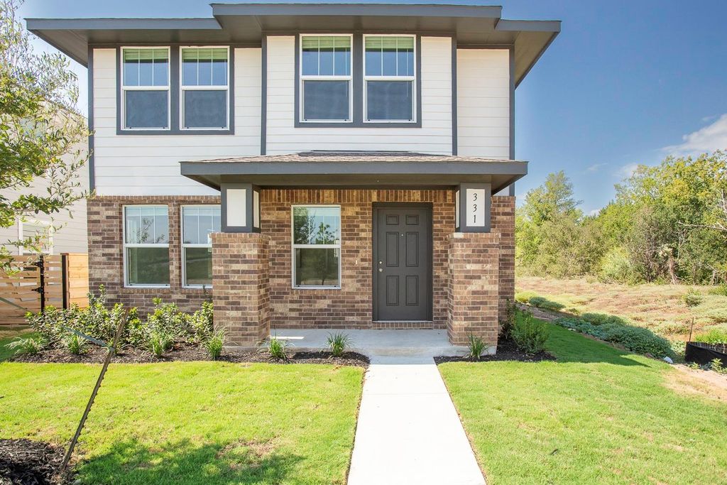 331 Bugbee, Kyle, TX 78640