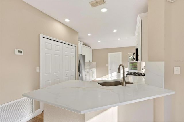 305 RIDGEWAY BOULEVARD, Deland, FL 32724