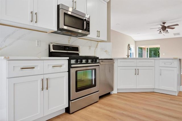 305 RIDGEWAY BOULEVARD, Deland, FL 32724