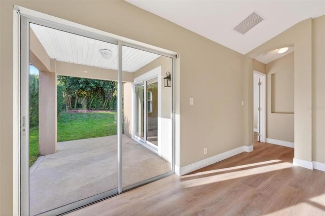 305 RIDGEWAY BOULEVARD, Deland, FL 32724